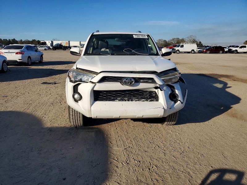 Photo 5 from auction – 2016 TOYOTA 4RUNNER SR with VIN JTEZU5JR9G5119194