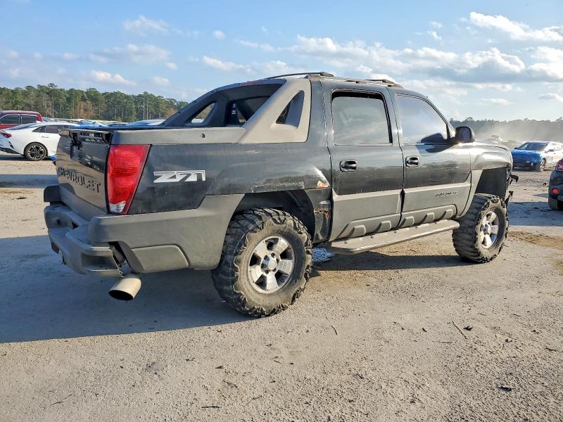 Photo 3 from auction – 2004 CHEVROLET AVALANCHE with VIN 3GNEK12T44G181898