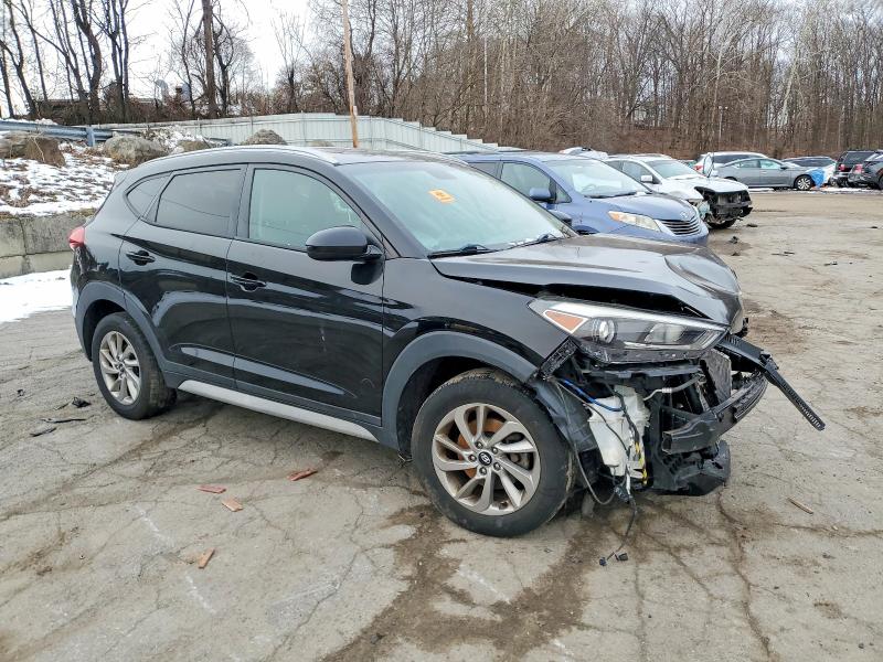 Photo 4 from auction – 2017 HYUNDAI TUCSON LIM with VIN KM8J3CA4XHU575592