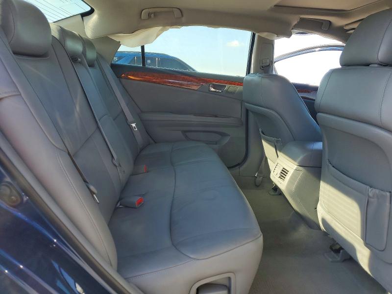Photo 10 from auction – 2005 TOYOTA AVALON with VIN 4T1BK36B05U046890