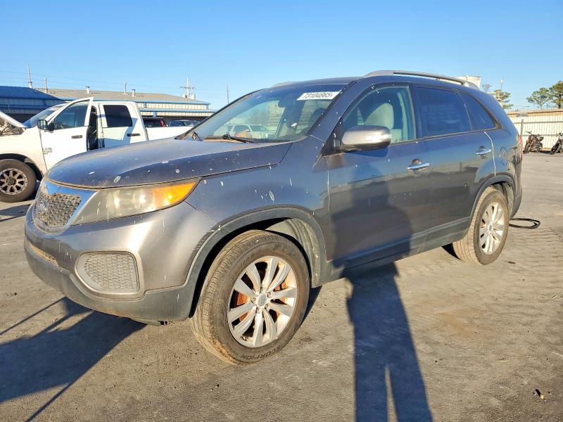 KIA SORENTO BA 2011 with VIN 5XYKT4A21BG102797 - Photo from auction