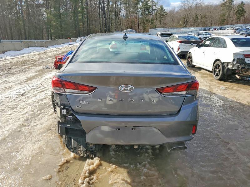 Photo 6 from auction – 2018 HYUNDAI SONATA SE with VIN 5NPE24AF9JH710030