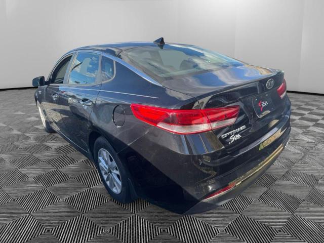 Photo 3 from auction – 2016 KIA OPTIMA LX with VIN 5XXGT4L30GG063515
