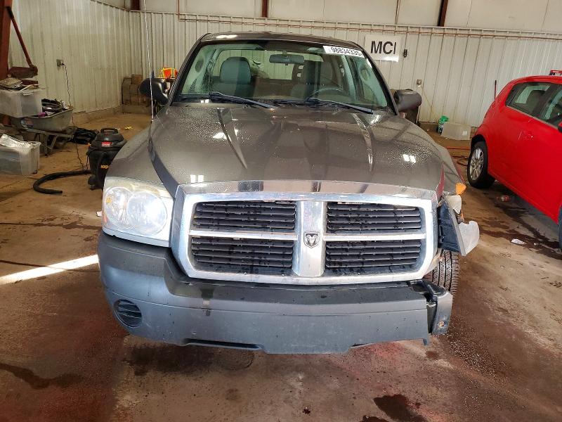 Photo 5 from auction – 2005 DODGE DAKOTA QUA with VIN 1D7HW28N65S264936