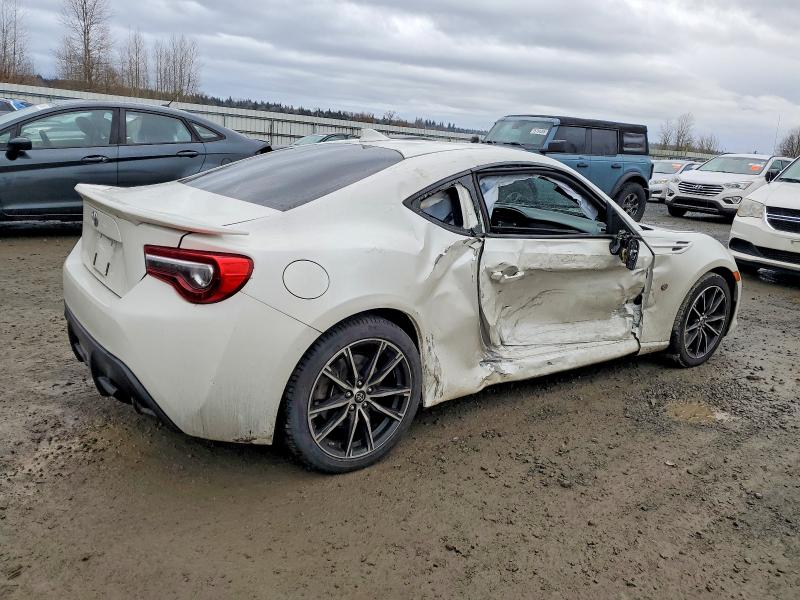 Photo 3 from auction – 2017 TOYOTA 86 with VIN JF1ZNAA19H8703993