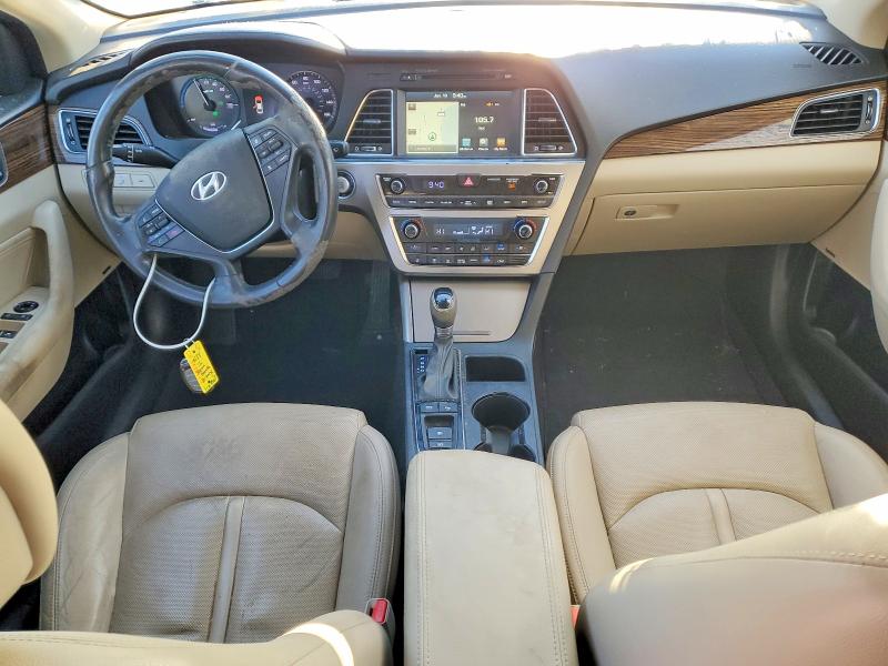 Photo 8 from auction – 2016 HYUNDAI SONATA with VIN KMHE34L15GA020057