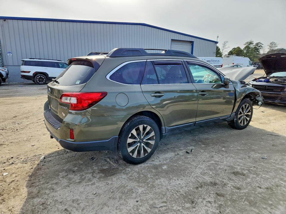 Photo 3 from auction – 2015 SUBARU OUTBACK with VIN 4S4BSBNC0F3251119