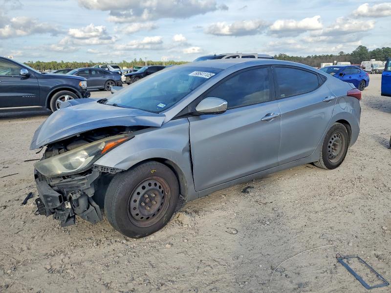 HYUNDAI ELANTRA SE 2016 with VIN 5NPDH4AE0GH712159 - Photo from auction