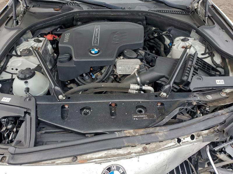 Photo 11 from auction – 2013 BMW 528 XI with VIN WBAXH5C51DDW12361