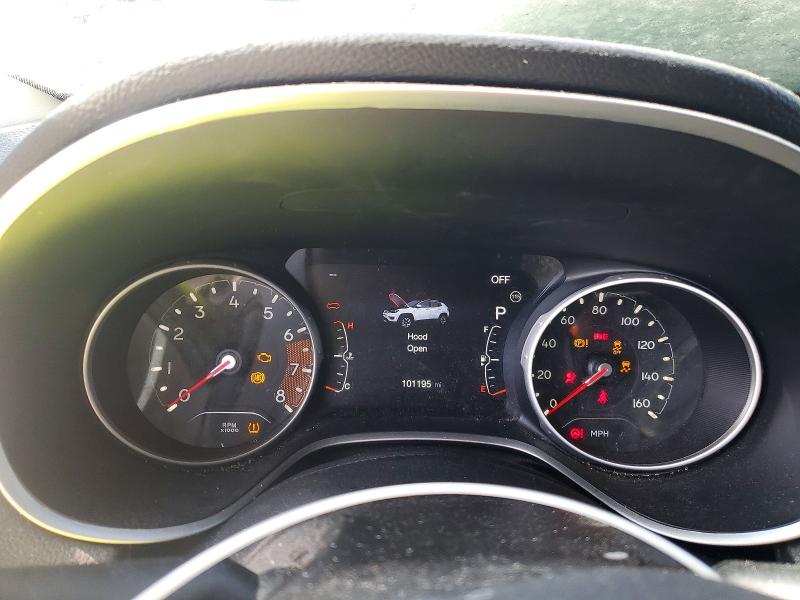Photo 9 from auction – 2018 JEEP COMPASS with VIN 3C4NJDCB8JT333395