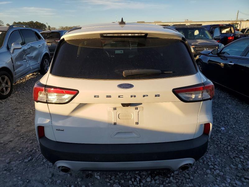 Photo 6 from auction – 2022 FORD ESCAPE SE with VIN 1FMCU0G68NUB32771