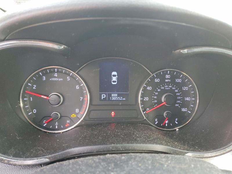 Photo 9 from auction – 2015 KIA FORTE EX with VIN KNAFX5A84F5342616