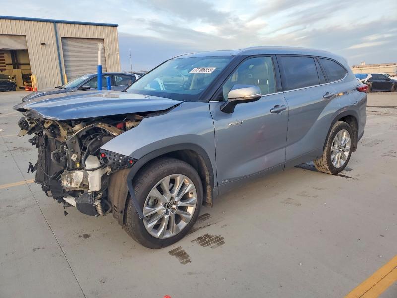 TOYOTA HIGHLANDER 2021 with VIN 5TDDBRCH1MS016034 - Photo from auction