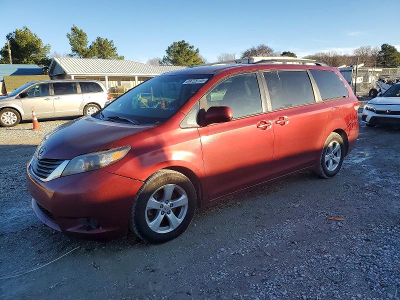 Photo 1 from auction – 2014 TOYOTA SIENNA with VIN 5TDKK3DC7ES417922