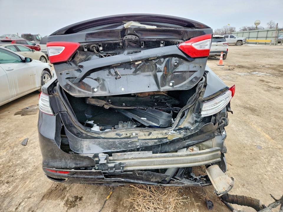 Photo 6 from auction – 2015 FORD FUSION SE with VIN 3FA6P0T92FR293401