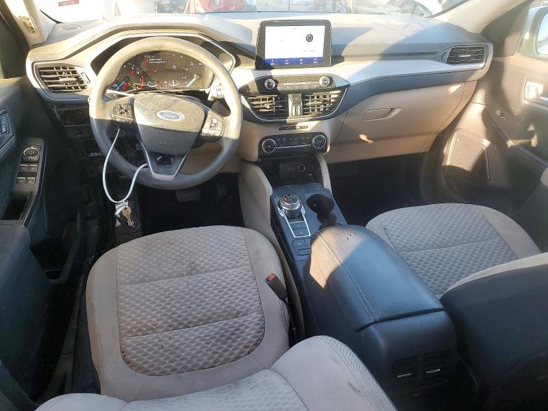 Photo 8 from auction – 2020 FORD ESCAPE SE with VIN 1FMCU9G67LUA10839