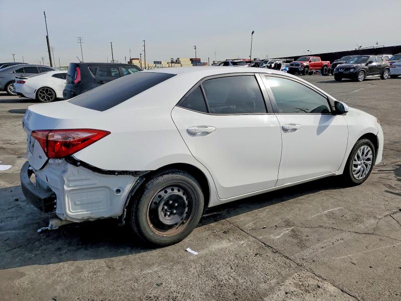 Photo 3 from auction – 2017 TOYOTA COROLLA with VIN 5YFBURHE2HP710553