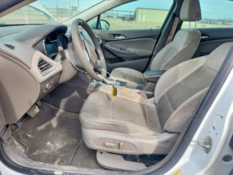 Photo 7 from auction – 2017 CHEVROLET CRUZE with VIN 1G1BE5SM4H7184331