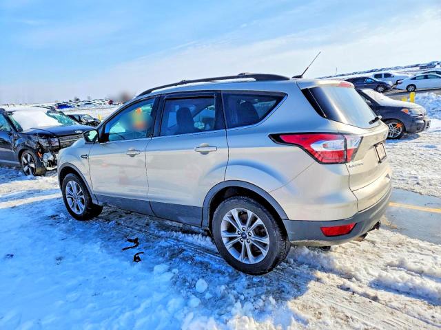 Photo 2 from auction – 2018 FORD ESCAPE SE with VIN 1FMCU9GD2JUB20273