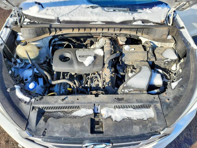 Photo 12 from auction – 2017 HYUNDAI TUCSON with VIN KM8J3CA27HU548865
