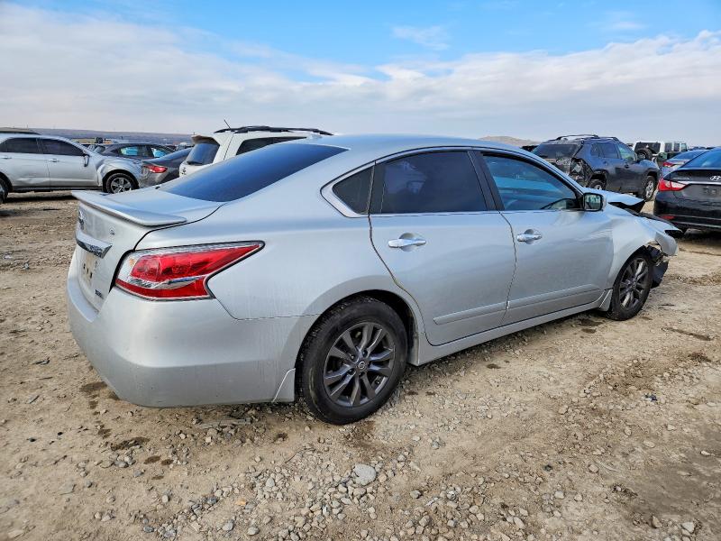 Photo 3 from auction – 2015 NISSAN ALTIMA with VIN 1N4AL3AP2FN904829