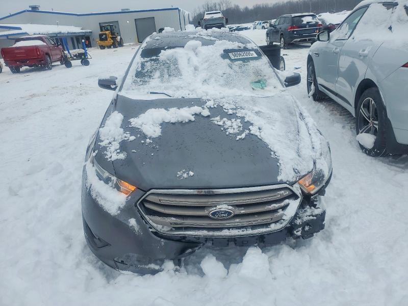 Photo 5 from auction – 2013 FORD TAURUS SEL with VIN 1FAHP2H83DG165614