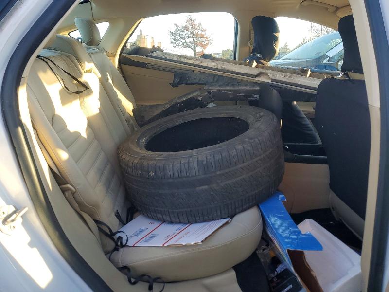 Photo 10 from auction – 2014 FORD FUSION SE with VIN 3FA6P0HD3ER115489