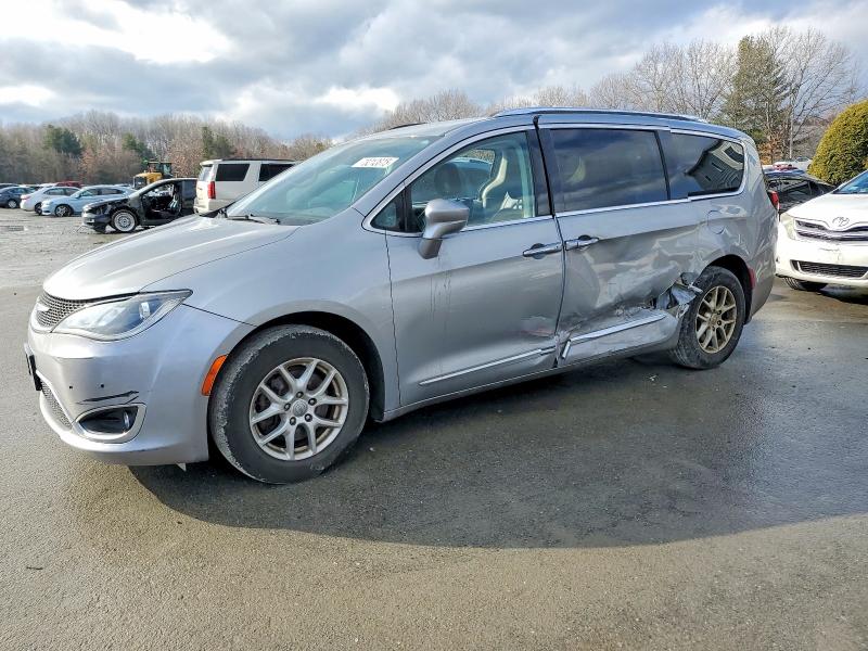 CHRYSLER PACIFICA 2020 with VIN 2C4RC1BG1LR140566 - Photo from auction