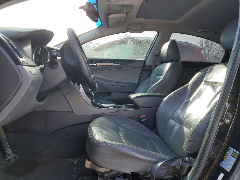 Photo 7 from auction – 2011 HYUNDAI SONATA with VIN 5NPEC4AC0BH138754