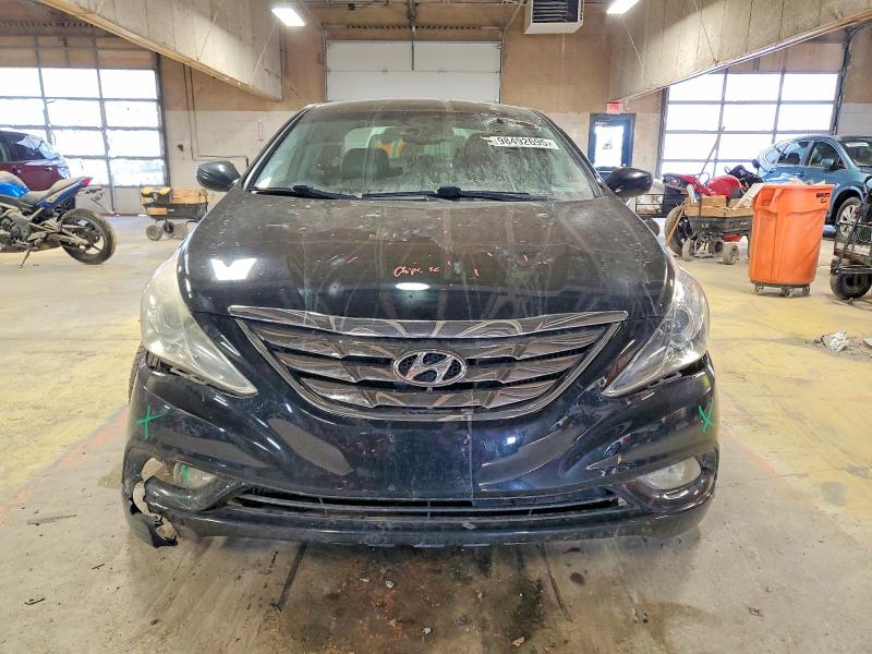 Photo 5 from auction – 2012 HYUNDAI SONATA SE with VIN 5NPEC4AB2CH408012