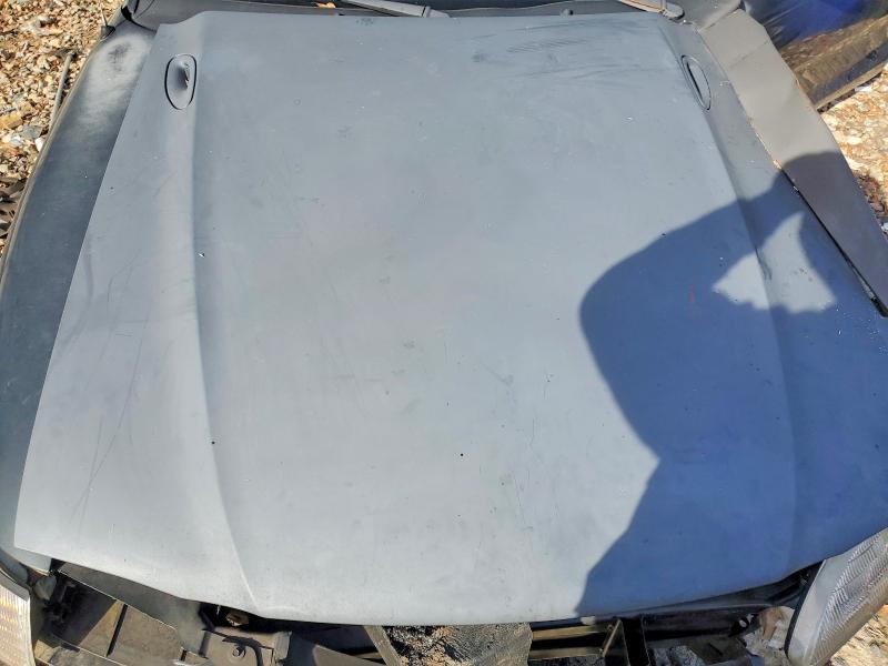 Photo 11 from auction – 1998 FORD MUSTANG with VIN 1FAFP4041WF145690