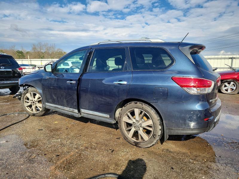 Photo 2 from auction – 2015 NISSAN PATHFINDER with VIN 5N1AR2MNXFC687583