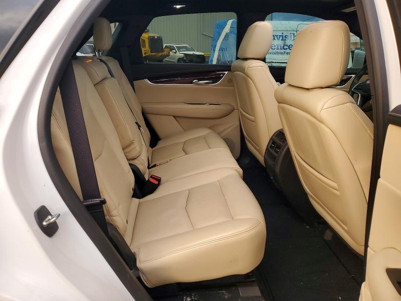 Photo 10 from auction – 2017 CADILLAC XT5 LUXURY with VIN 1GYKNBRS6HZ117917