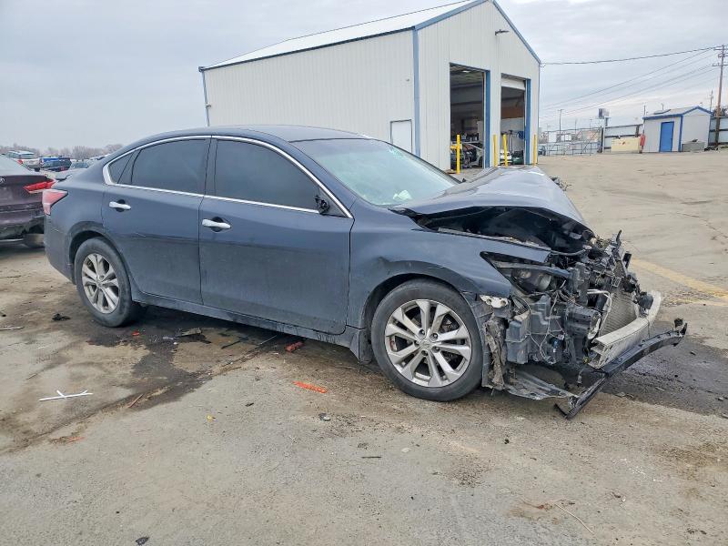 Photo 4 from auction – 2015 NISSAN ALTIMA with VIN 1N4AL3AP0FC165567
