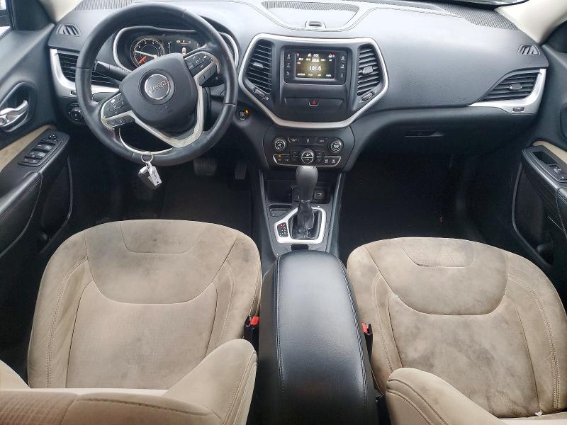 Photo 8 from auction – 2015 JEEP CHEROKEE with VIN 1C4PJLCB4FW616669