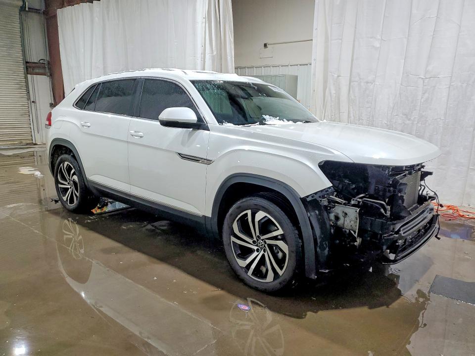 Photo 4 from auction – 2023 VOLKSWAGEN ATLAS CROS with VIN 1V2BE2CA4PC212692