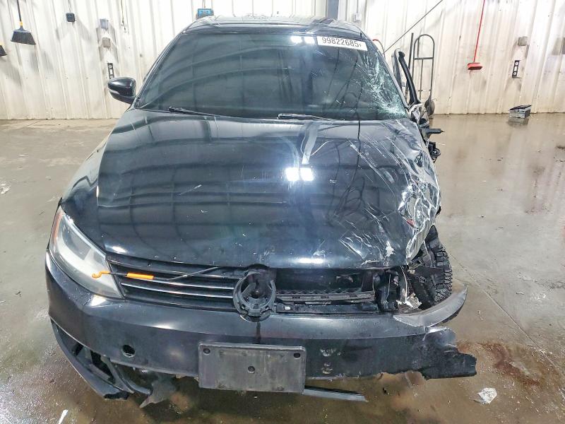 Photo 5 from auction – 2014 VOLKSWAGEN JETTA with VIN 3VWD07AJ9EM388087