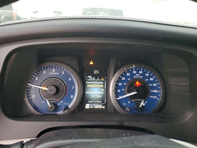 Photo 9 from auction – 2015 TOYOTA SIENNA XLE with VIN 5TDYK3DC9FS661843