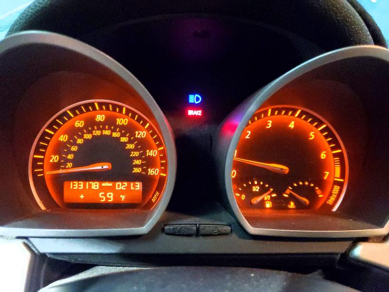 Снимка 9 от търг – 2003 BMW Z4 2.5 с VIN 4USBT33403LR65227