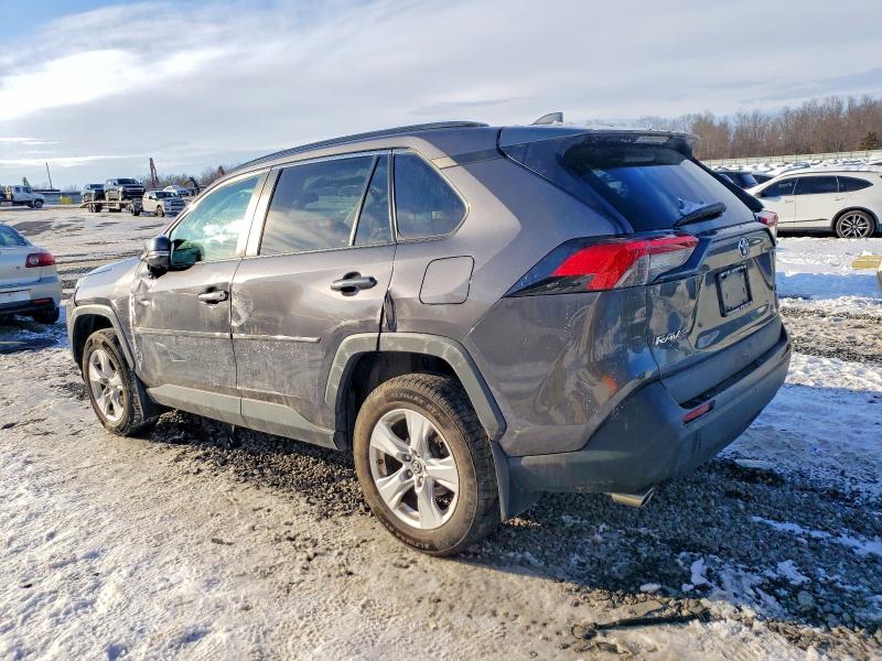 Photo 2 from auction – 2019 TOYOTA RAV4 with VIN 2T3P1RFV5KW042844