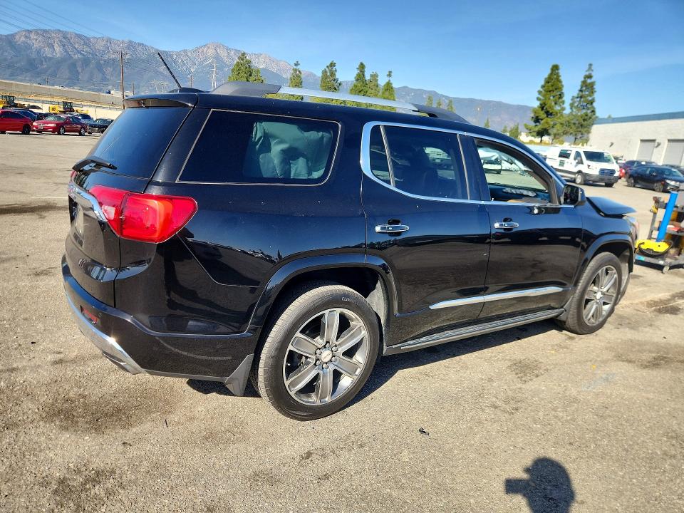 Photo 3 from auction – 2017 GMC ACADIA DEN with VIN 1GKKNPLS4HZ140841