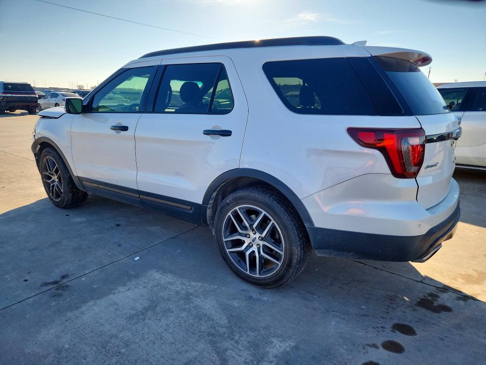 Photo 2 from auction – 2017 FORD EXPLORER with VIN 1FM5K8GT4HGB13950