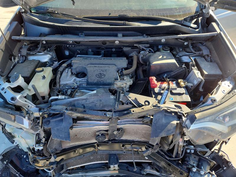 Photo 11 from auction – 2016 TOYOTA RAV4 with VIN 2T3ZFREV6GW292127