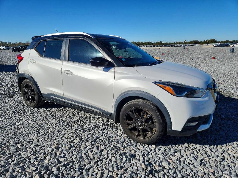 Photo 4 from auction – 2020 NISSAN KICKS SR with VIN 3N1CP5DV2LL544862