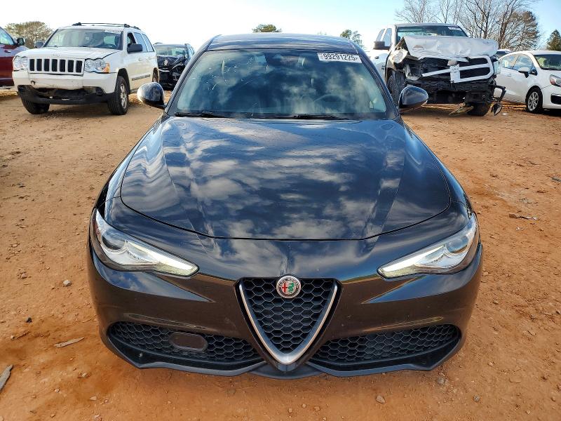 Photo 5 from auction – 2017 ALFA ROMEO GIULIA with VIN ZARFAEBN4H7544507