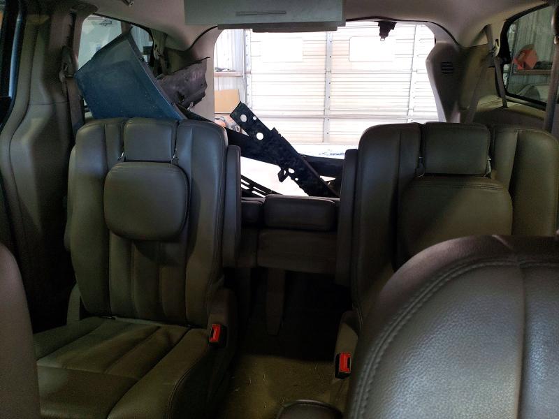 Photo 10 from auction – 2013 CHRYSLER TOWN & COU with VIN 2C4RC1BG4DR792941