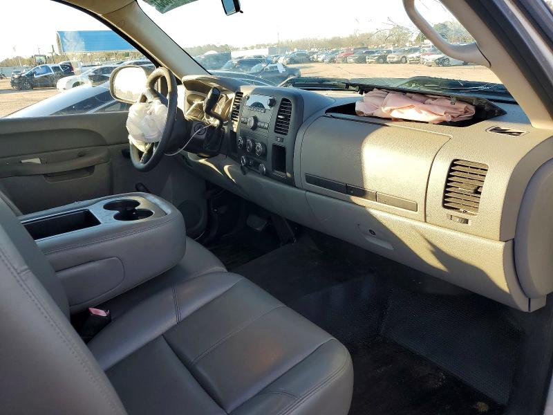 Photo 8 from auction – 2013 GMC SIERRA C25 with VIN 1GT01ZCG7DF228199