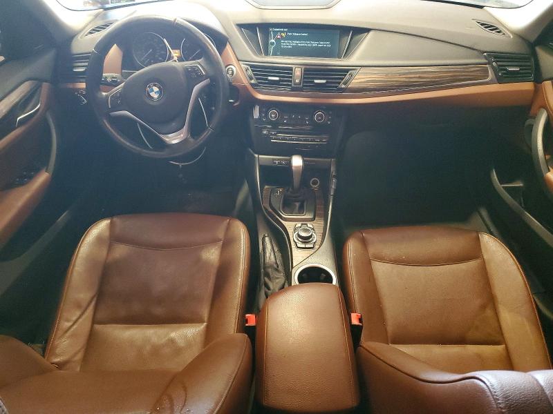 Photo 8 from auction – 2015 BMW X1 XDRIVE3 with VIN WBAVM5C54FVV95040