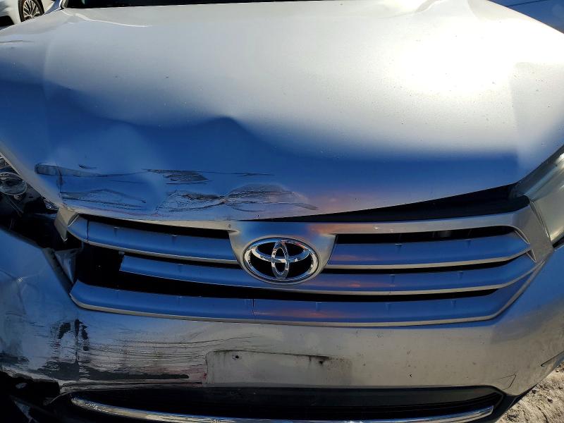 Photo 12 from auction – 2011 TOYOTA HIGHLANDER with VIN 5TDDK3EH8BS076822