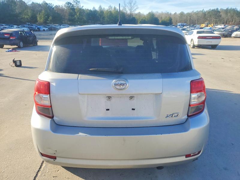 Photo 6 from auction – 2008 TOYOTA SCION XD with VIN JTKKU10488J003801